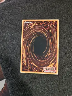 Yugioh Raiden, Hand of the Lightsworn SDLI-EN003 Super Rare LP - Image 2