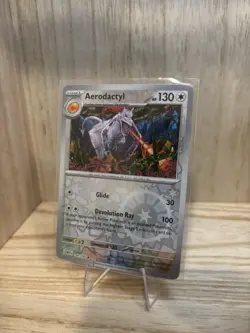 Pokemon Aerodactyl 142/165 Scarlet & Violet 151 Rare Reverse Holo Card - Image 1