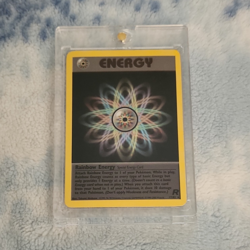 Rainbow Energy 17/82 Team Rocket Holo Rare Unlimited English (2000) Collectable. - Image 1