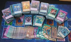 YuGiOh! 1500+ Holo Cards Joblot - Image 1