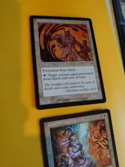 MTG Card. x2 Crimson Acolyte & Obsidian Acolyte Clerics Judgment 2 cards - Image 4