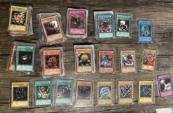 Yu-Gi-Oh! TCG Starter Deck: Yugi some 1st ed Mixed Lot Dark Magician Blue-Eyes - Image 2