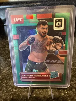 2023 Panini Donruss Optic UFC Anthony Hernandez Rated Rookie Green Prizm #5/5 RC - Image 1