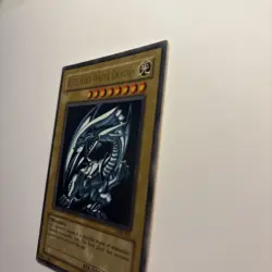 Konami Blue-Eyes White Dragon SDK-001 Kaiba Ultra Rare Unlimited - Image 4