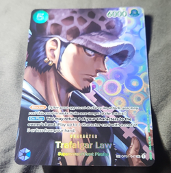 Trafalgar Law SP Super Rare Alt Art Holo OP01-047 English - Image 1