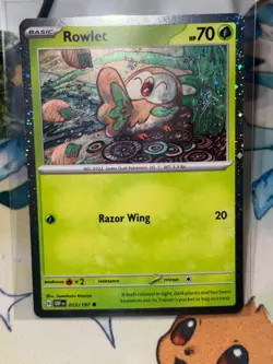 Rowlet - 013/197 - Cosmos Holo Promo - Tomokazu Komiya - Pokemon - MINT - Image 1