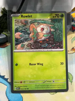 Rowlet - 013/197 - Cosmos Holo Promo - Tomokazu Komiya - Pokemon - MINT - Image 3