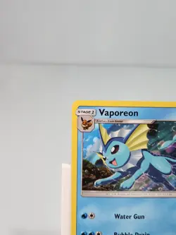 Vaporeon 18/68 Holo Rare Hidden Fates Pokemon Holo NM/M - Image 2
