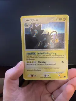 Luxray Holo 3/17 HP/DMG Pop Series 8 - Image 4