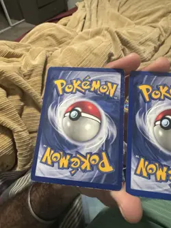 Pokemon Shadowless Base Set Bulbasaur and Squirtle - Image 4