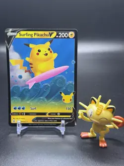 Surfing Pikachu V 008/025 Pokemon Celebrations Holo - NM - Image 1