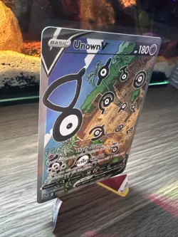Unown V 177/195 - 2022 Silver Tempest Alt Full Art Pokemon Card - Image 3