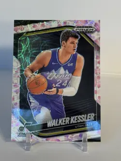 Walker Kessler 2024-25 Panini Prizm Black Blossom Prizm /20 LA LAKERS SP #98 - Image 1