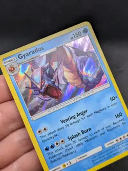 Pokemon Card Gyarados Burning Shadows Holo Rare 33/147 NM - Image 2
