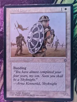 Shield Bearer Common Ice Age Magic: The Gathering Moderately Played - Image 1
