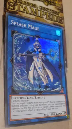 Yugioh! Splash Mage Ra04-En080 Super Rare 1st Edition Near Mint - Image 2