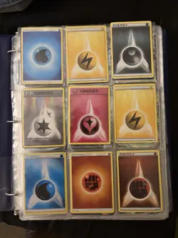 Pokemon lot with 350 cards 2010-2017 Collectr value 500$ all near mint condition - Image 4