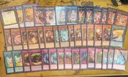 YUGIOH TCG TRAPTRIX DECK CORE 43 Cards - Image 1