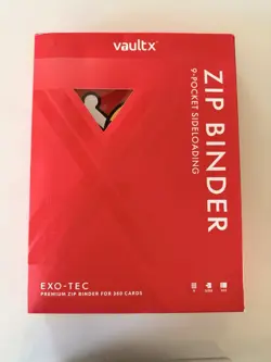 One Piece Vault X EXO-TEC 9-Pocket Zip Binder Red Straw Hat Jolly Roger - Image 3
