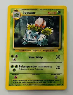 Ivysaur 30/102 Base Set Pokemon Card - Image 1