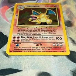 Charizard ~ 4/102 ~ Holo ~ BASE SET ~ DAMAGED PLAY ~ Pokemon Card - Image 3