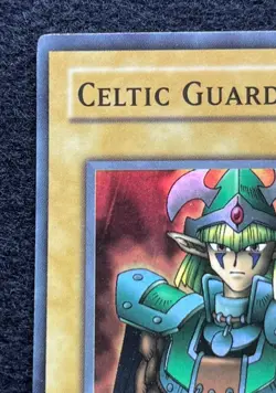 Yugioh Celtic Guardian LOB-007 Super Rare Halo 2002 NM/Mint! - Image 2