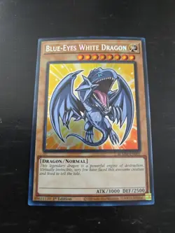 Yugioh! Blue-Eyes White Dragon BLMM-EN001 Battles of Legend: Monster Mayhem NM - Image 1