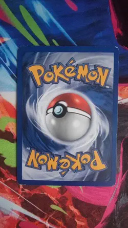 Squirtle 63/102 Base Set Unlimited Vintage Pokemon Card - Image 2