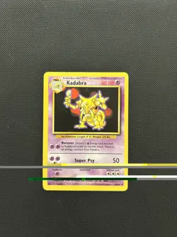 Kadabra 32/102 | Base Set | Non Holo Pokemon Card MP - Image 1