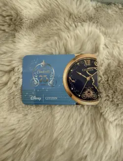 Citizen Women's Disney Cinderella 75th Anniversary Watch and Pin Set #160 NEW - Image 4