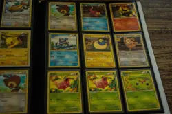 Pokemon Collection Binder - Mid-era NM/LP/MP - 64 Pokemon Cards Lot - Image 5