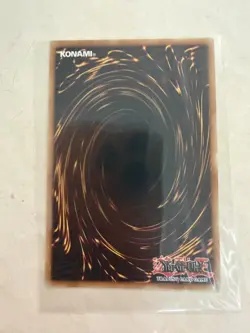 Konami Yu-Gi-Oh! TCG Surge Blitzclique PHNI-EN011 Starlight Rare - Image 2