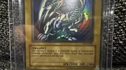 Yu-Gi-Oh! Blue-Eyes White Dragon SDK-001 Ultra Rare Holo Unlimited Edition LP - Image 2