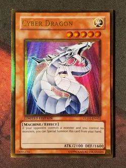 Yugioh Cyber Dragon GLD1-EN022 Gold Rare Limited Edition MP - Image 1
