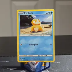 Psyduck 24/203 Evolving Skies Common Pokemon Card NM - Image 1