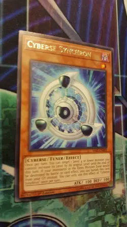 Yu-Gi-Oh! - Cyberse Synchron (SAST-EN002) - Savage Strike Rare 1st ed NM - Image 3