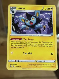 Luxio 032/072 Uncommon Shining Fates Pokemon Card - Image 1