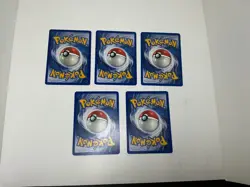 Pokemon TCG Trading Cards - Lot of 5 miscellaneous cards - Image 4