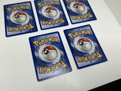 Pokemon TCG Trading Cards - Lot of 5 miscellaneous cards - Image 5