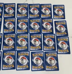 Lot Of 31 Pokemon Cards Vintage Gym Heroes WOTC Lt Surge, Misty, Pikachu, Brock - Image 5