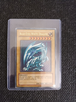 blue eyes white dragon 1996 yugioh - Image 1