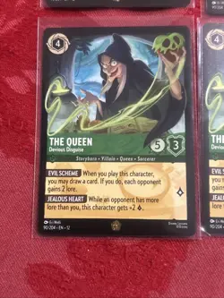4x Lorcana Wilds Unkonow - The Queen - Devious Disguise - 90/204 - Legendary x4 - Image 4