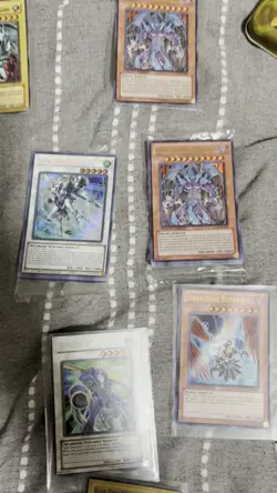 Yugioh! 255 Holo Lot! Blue Eyes, Dark Magician, 2 Sealed Holo packs plus 2 mats - Image 2