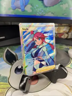 Pokemon TCG Skyla Trainer Shining Fates Ultra Rare Full Art Card 72/72 - Image 2