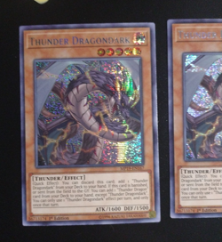 x3 Thunder Dragondark NM! Prismatic Secret Rare 1st Edition MP19-EN167 Yugioh - Image 2
