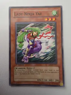 Lady Ninja Yae SD8-EN011 1st Edition YuGiOh - Image 1