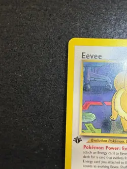 Pokemon Eevee 38/75 from Neo Discovery 1st Edition in HP+/MP- condition! - Image 3
