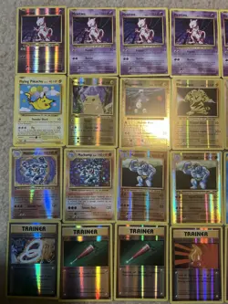 Pokemon Evolutions 2016 Lot of 32 Holos, Reverse, Holos, and Secret Rares. - Image 2