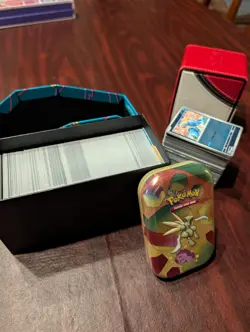 Pokemon TCG Bulk Lot 1000+ Holo/Reverse Holo/Non-Holo Cards - Image 1