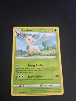 Leafeon 013/189 Rare Astral Radiance Pokemon Near Mint - Image 1